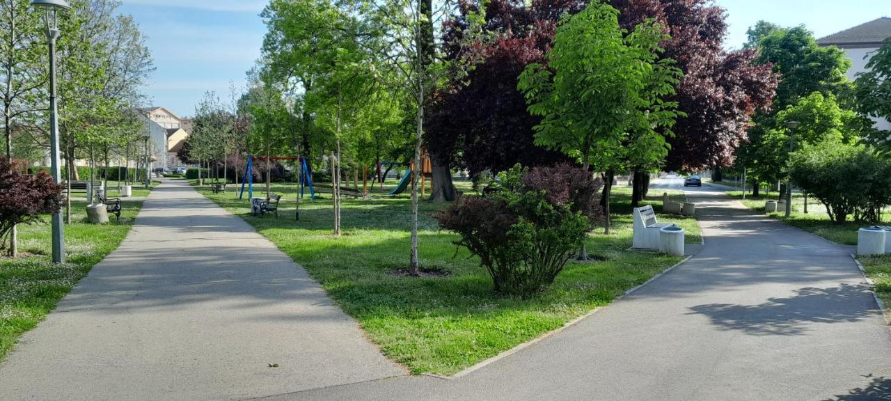 Apartman 222 Brčko Exterior foto